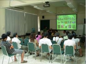A Post-training Report of BGCI Travel Scholarship Programme 2006 Power Point Presentation was presented on 29 Aug 2006 at KFBG to summarise what I learnt at Kunming Botanic Garden. A Post-training Report of BGCI Travel Scholarship Programme 2006 Power Point Presentation was presented on 29 Aug 2006 at KFBG to summarise what I learnt at Kunming Botanic Garden.