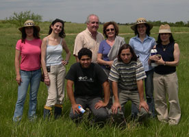 Juan de Dios (centre back) with some of his team from Jard&iacute;n Bot&aacute;nico Oro Verde.