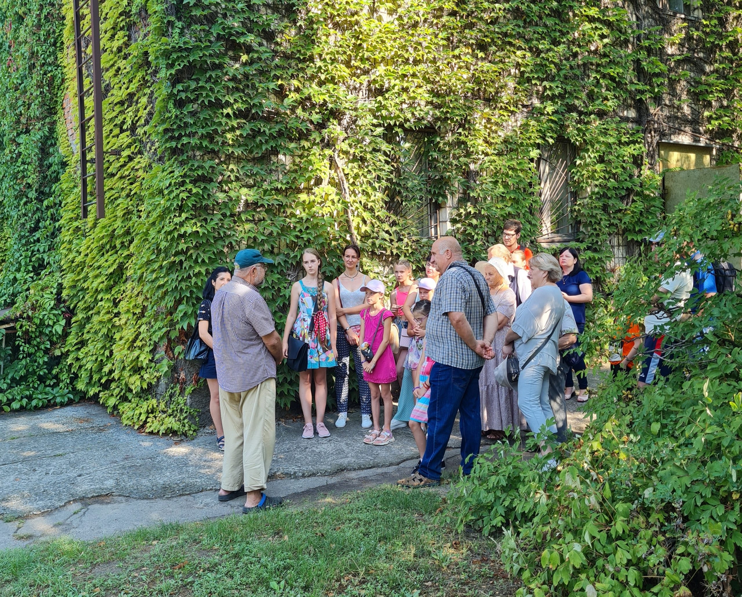 Dnipro Aug update_free tours for internally displaced persons