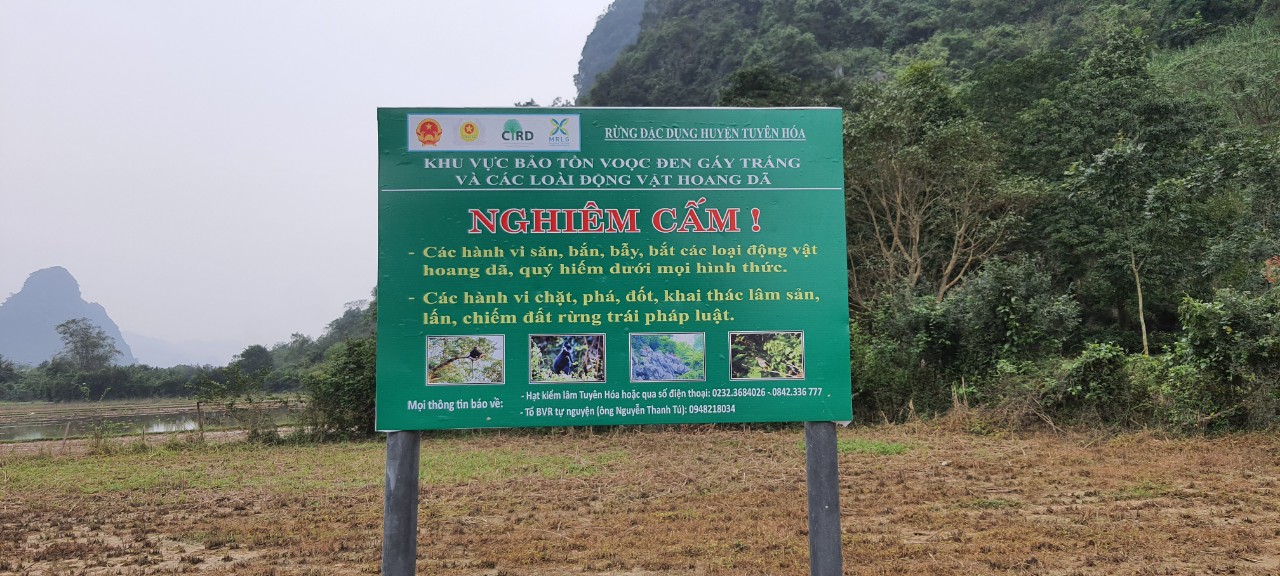 Important species signage - Tan Quang Nguyen 